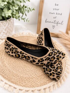 Leopard Print Knit Pointed Toe Women’s Flats - Tan/Black 10WW